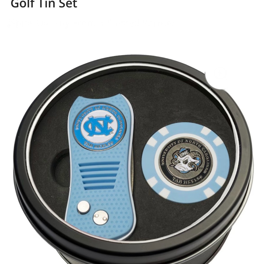 NIB Team Golf North Carolina Tar Heels Switchfix Divot & Golf Chip -Officially